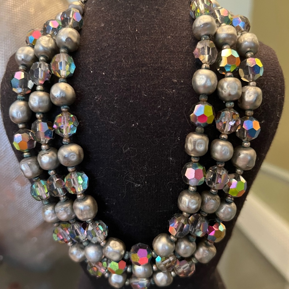 Vintage choker